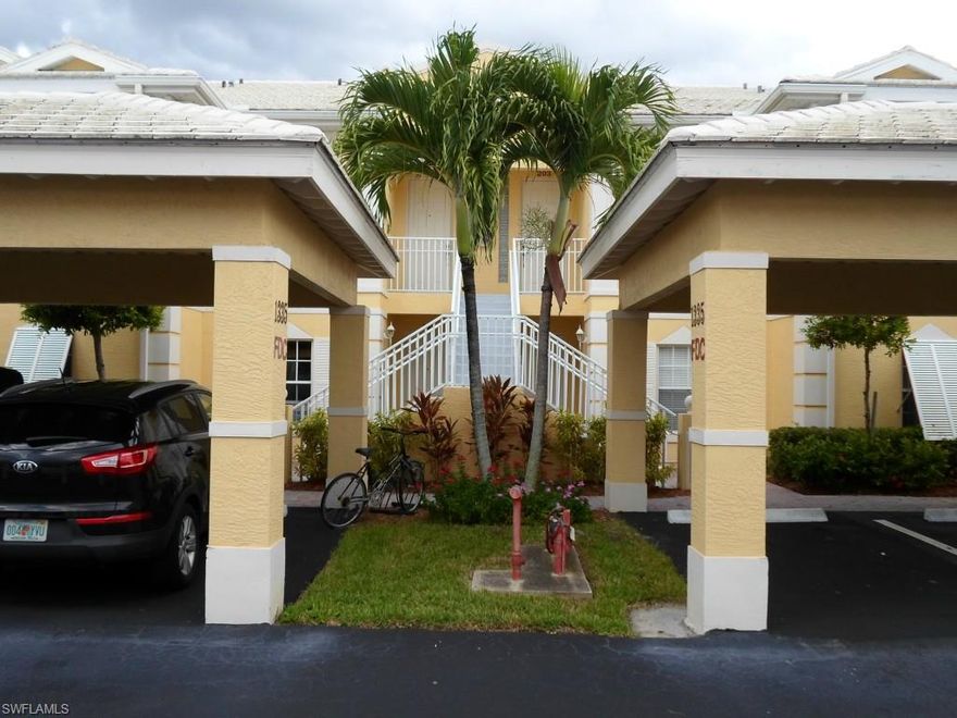 First floor condo. Covered parking. Gated. Two bed, two bath, with a den. New flooring in bedrooms. Tile in all main areas. New stainless appliances. New Granite, deep sink and faucet. Ceiling fans, plantation shutters. Pavers on the lanai. Nine foot ceilings.
This is a stunning ground floor unit that will not last!