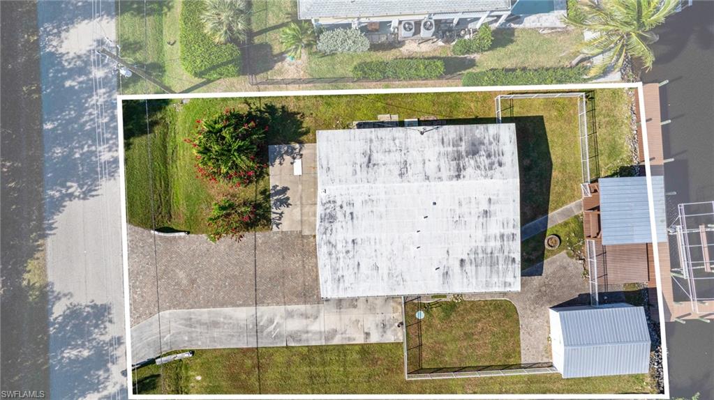 TEN MILE ANCHORAGE - Land