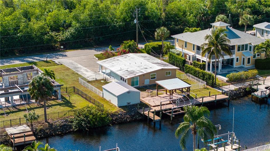 TEN MILE ANCHORAGE - Land