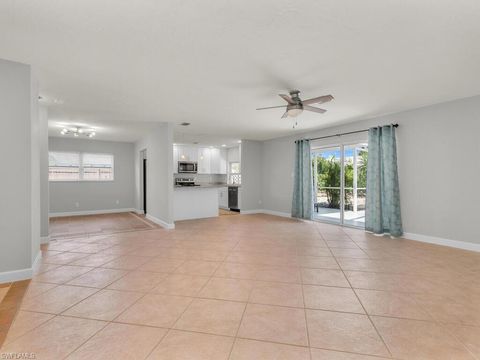 Ranch in MARCO ISLAND FL 316 3rd AVE 23.jpg