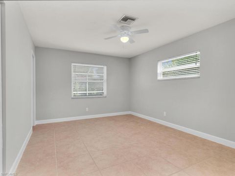 Ranch in MARCO ISLAND FL 316 3rd AVE 17.jpg