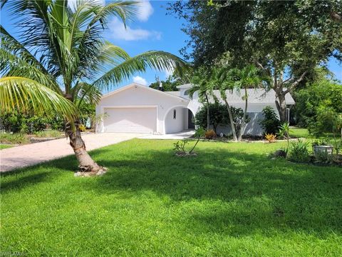 A home in MARCO ISLAND