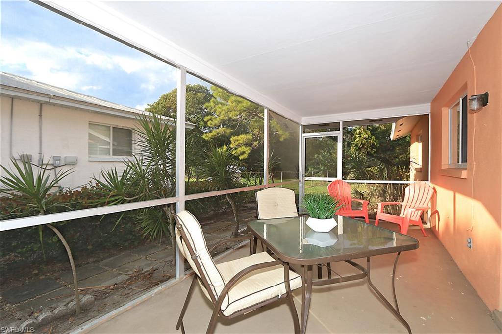 NAPLES PARK - Residential