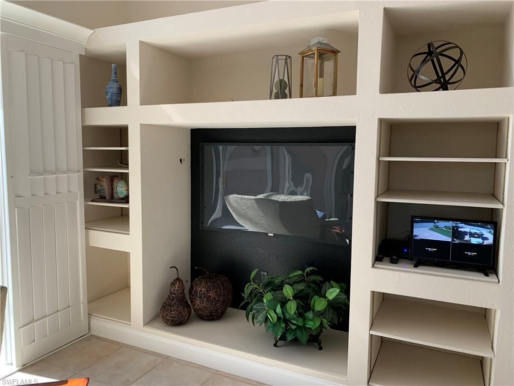 SEASIDE ESTATES - Residential