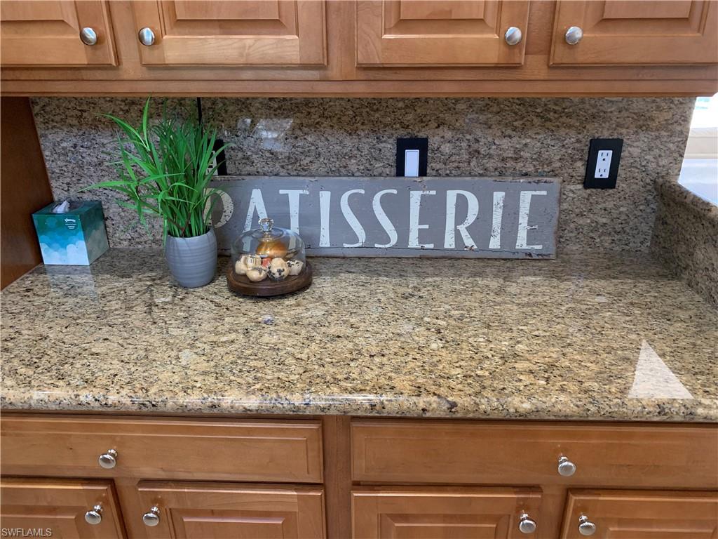 SEASIDE ESTATES - Residential