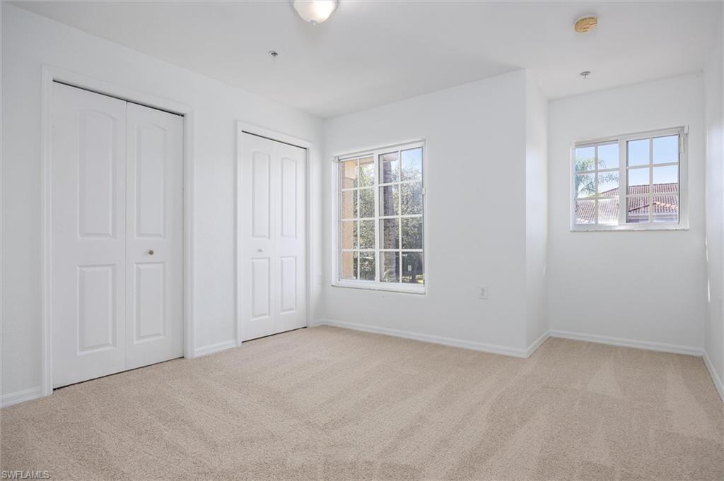 TOWNHOMES AT STONEYBROOK - Residential