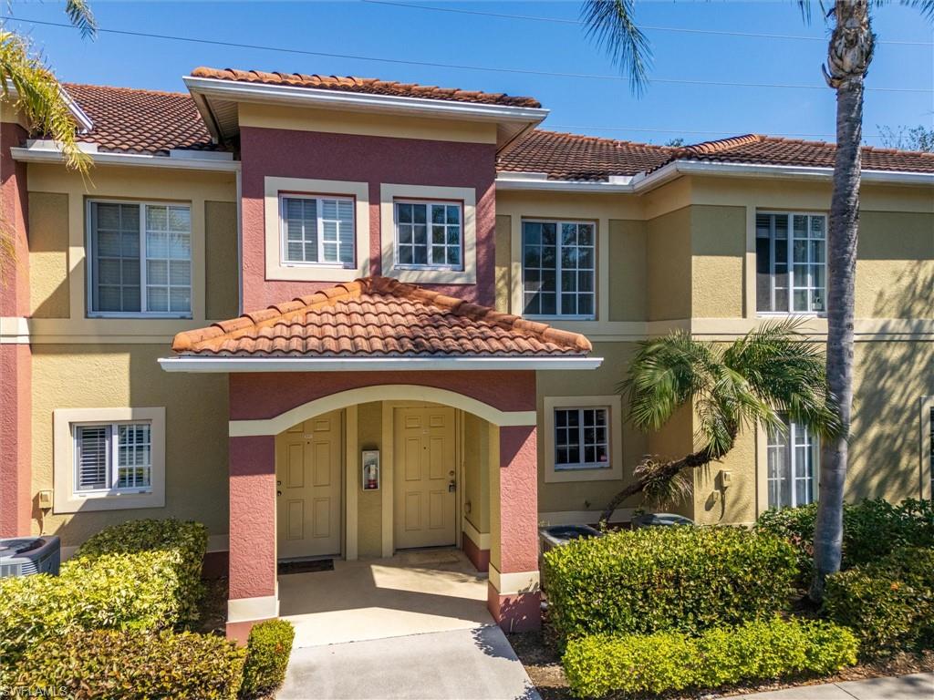 TOWNHOMES AT STONEYBROOK - Residential