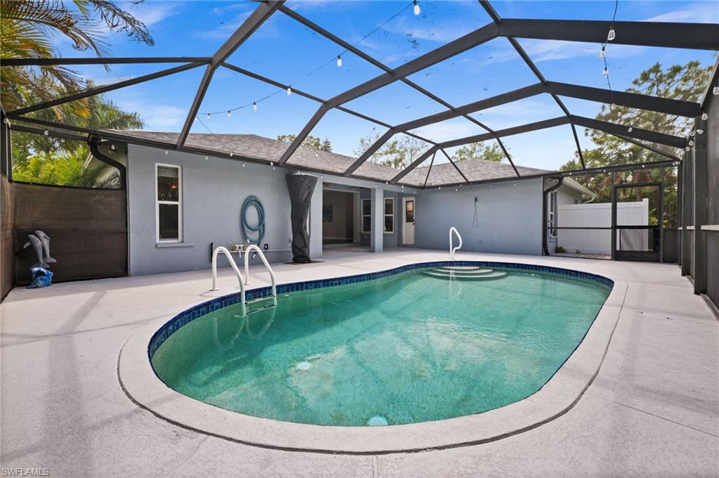 GOLDEN GATE ESTATES - Residential