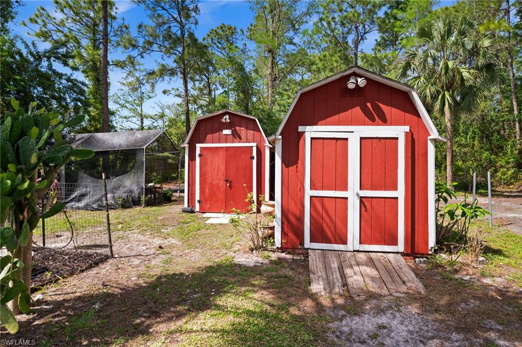 GOLDEN GATE ESTATES - Residential