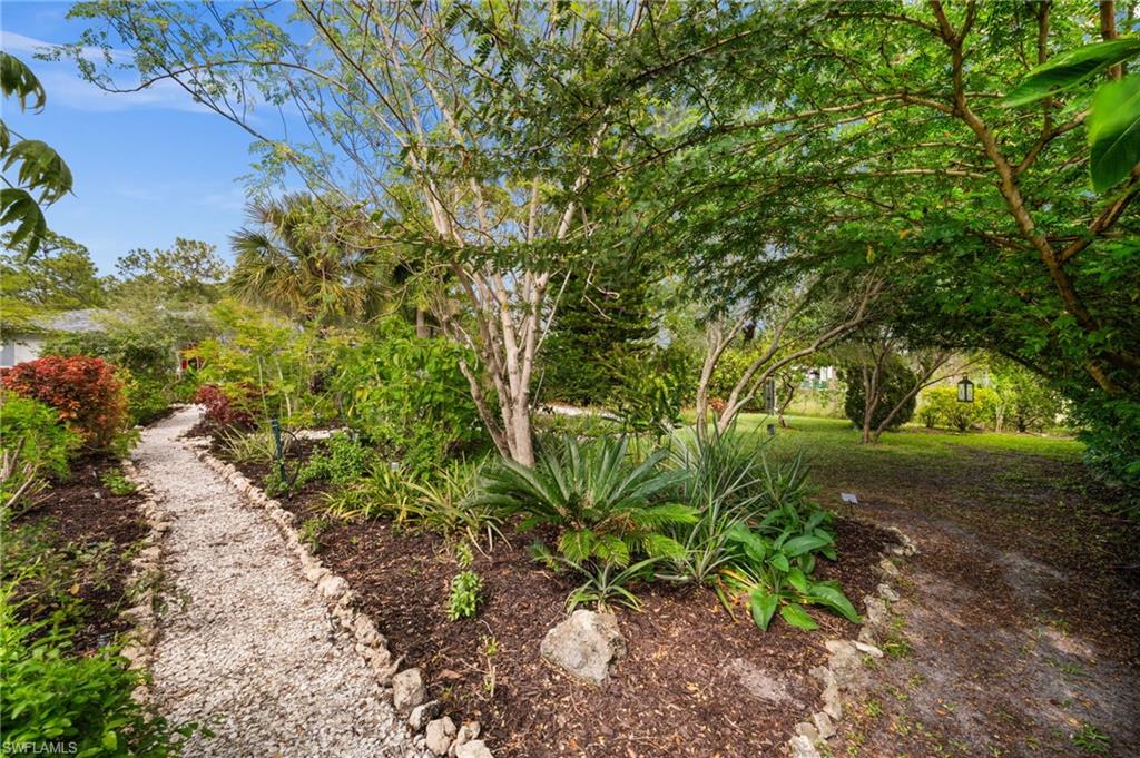 GOLDEN GATE ESTATES - Residential