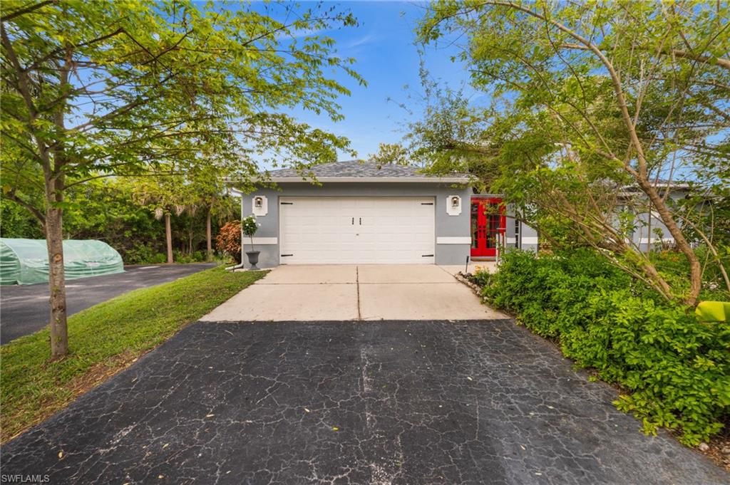 GOLDEN GATE ESTATES - Residential