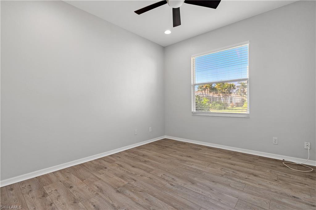 SILVERLAKES - Residential