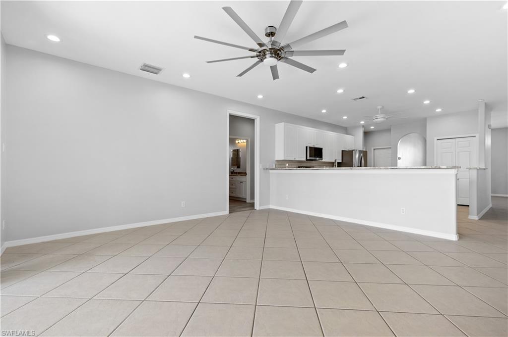 SILVERLAKES - Residential