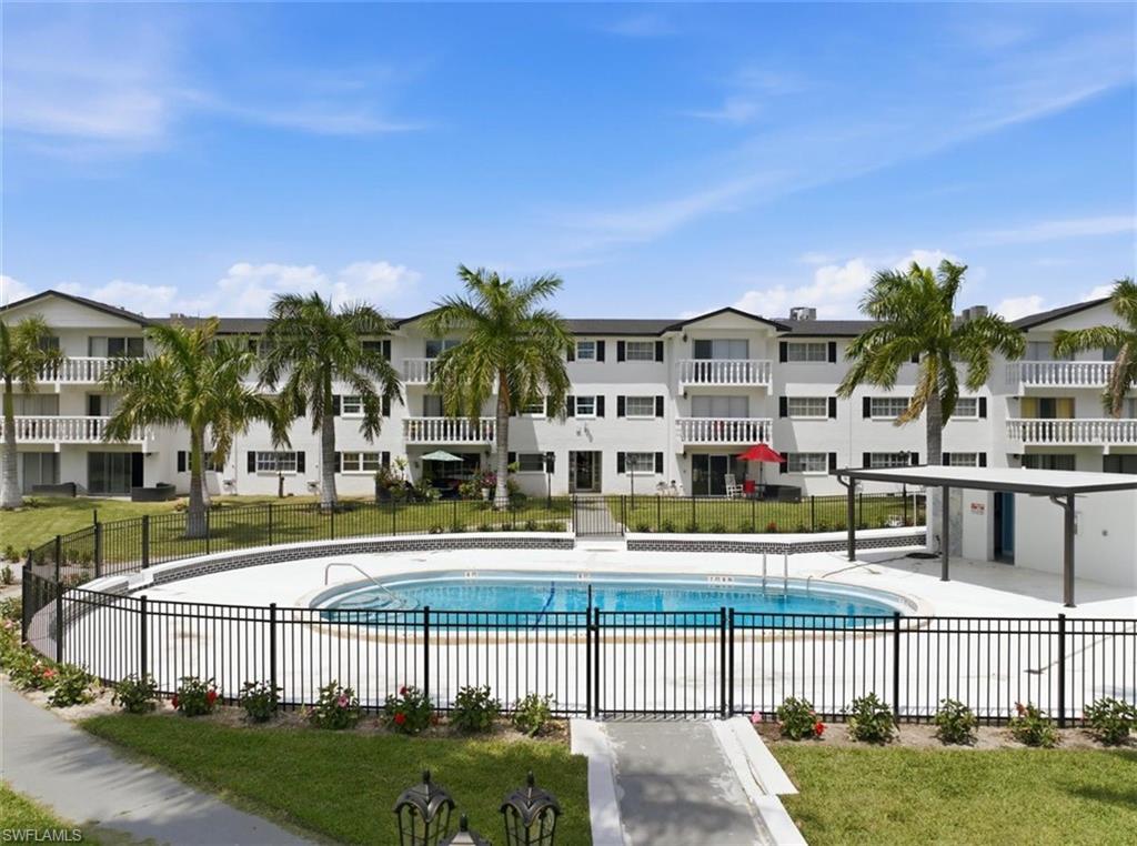 WINDSOR WEST - Residential Lease