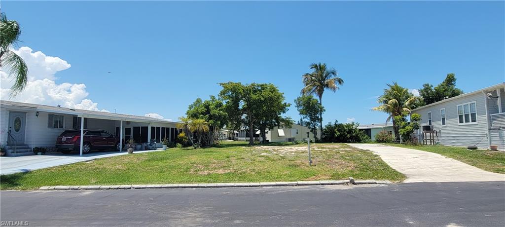 SPRING CREEK VILLAGE - Land