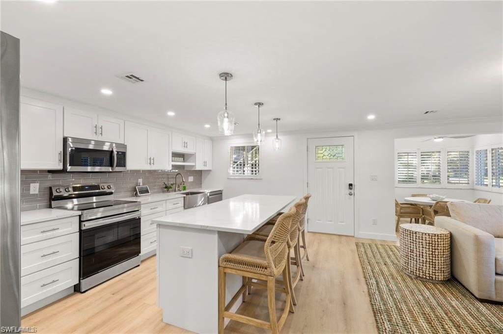 SOUTHWINDS APTS OF NAPLES - Residential Lease