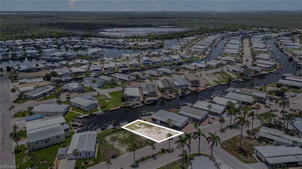 BAYSIDE ESTATES - Land