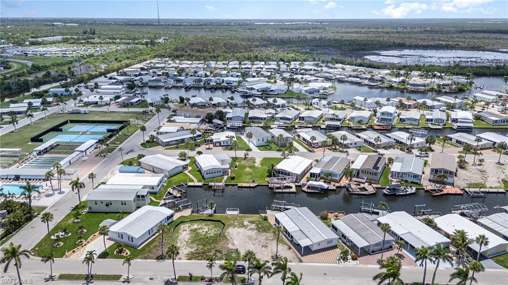 BAYSIDE ESTATES - Land