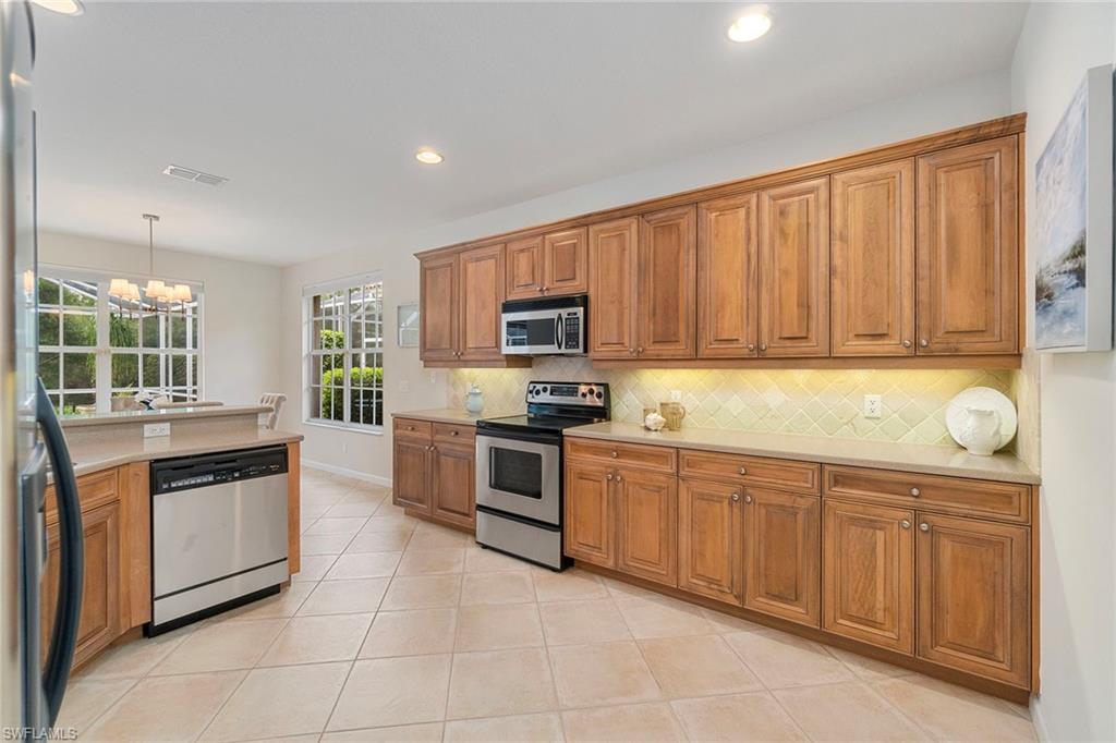 OAK STRAND - Residential