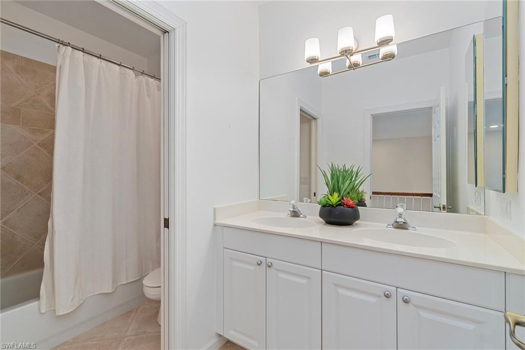 OAK STRAND - Residential