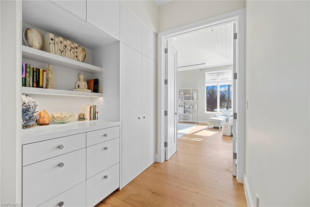 RIDGE LAKE - Residential