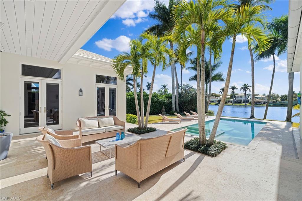 RIDGE LAKE - Residential