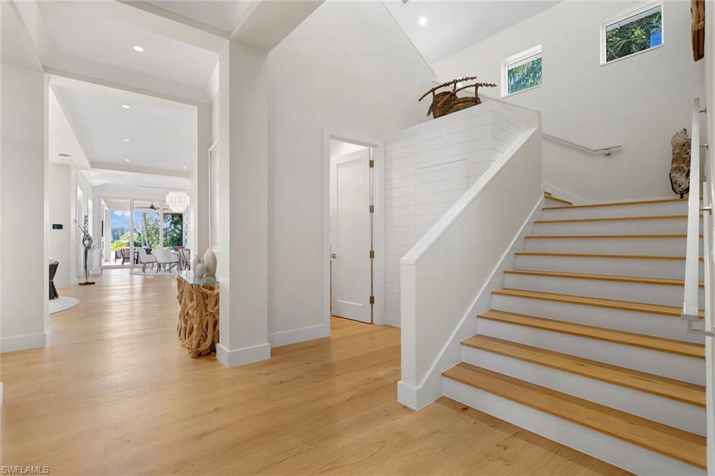 RIDGE LAKE - Residential