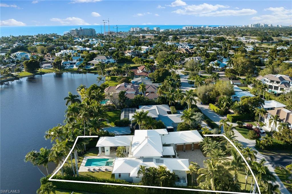 RIDGE LAKE - Residential