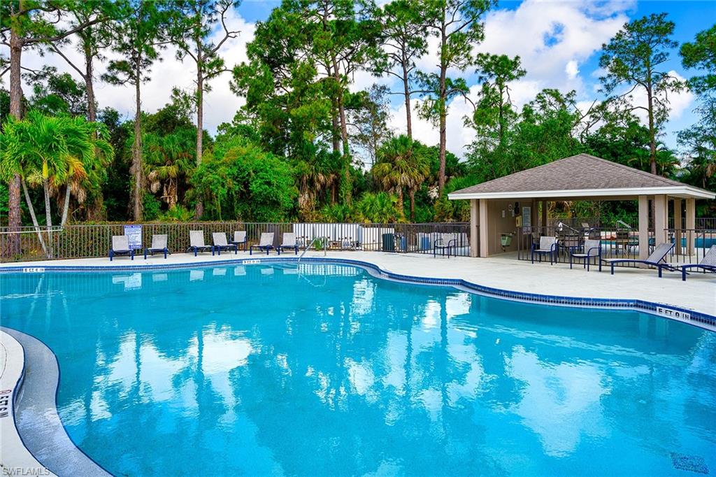 DOVER PARC - Residential