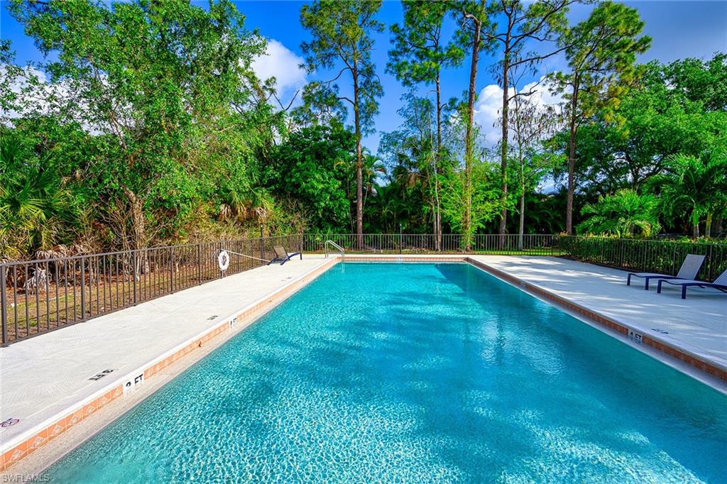 DOVER PARC - Residential