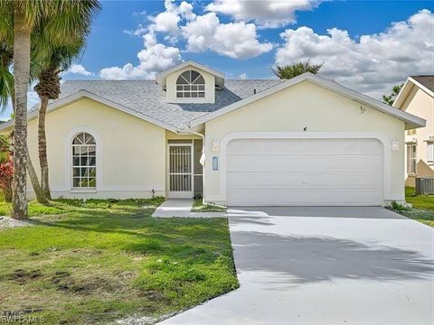 3832 Sabal Springs BLVD NORTH FORT MYERS FL 33917
