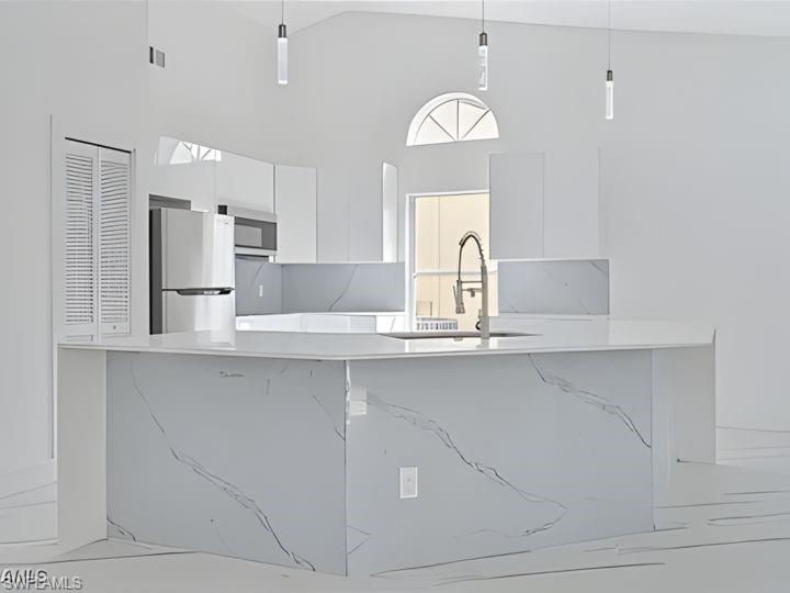 SABAL SPRINGS GOLF AND RACQUET CLUB - Residential