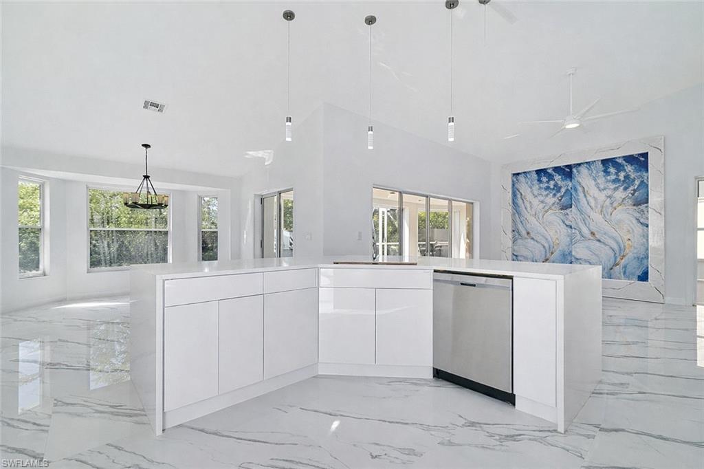 SABAL SPRINGS GOLF AND RACQUET CLUB - Residential