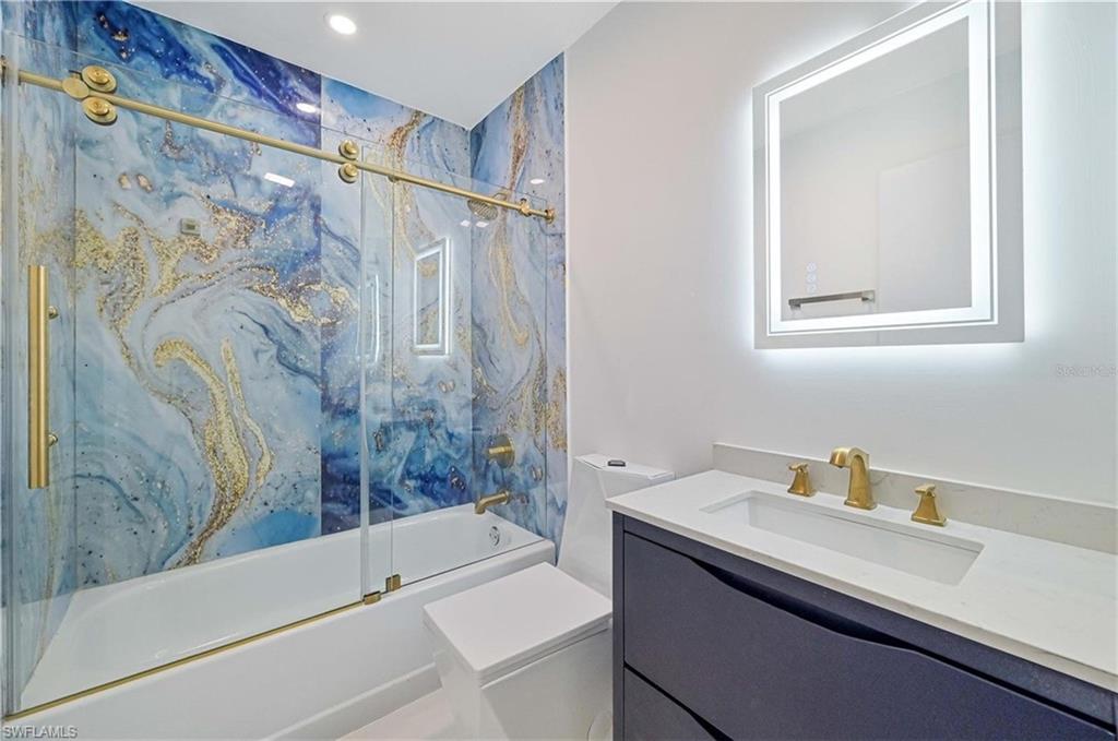 SABAL SPRINGS GOLF AND RACQUET CLUB - Residential