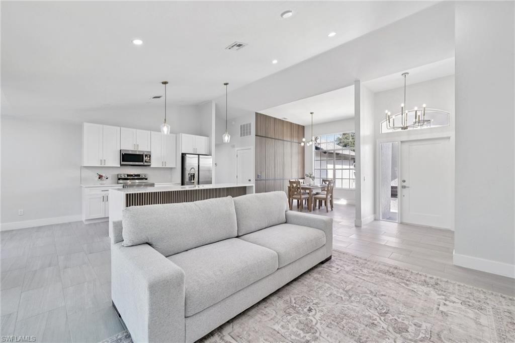 SAN CARLOS PARK - Residential