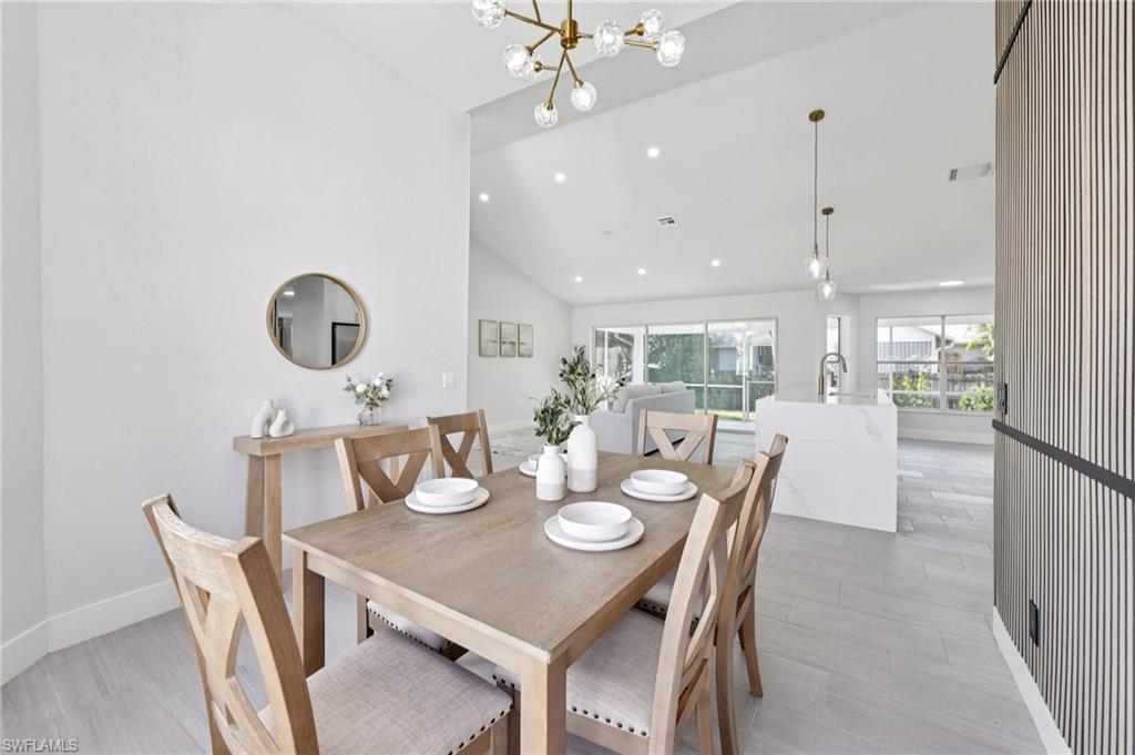 SAN CARLOS PARK - Residential