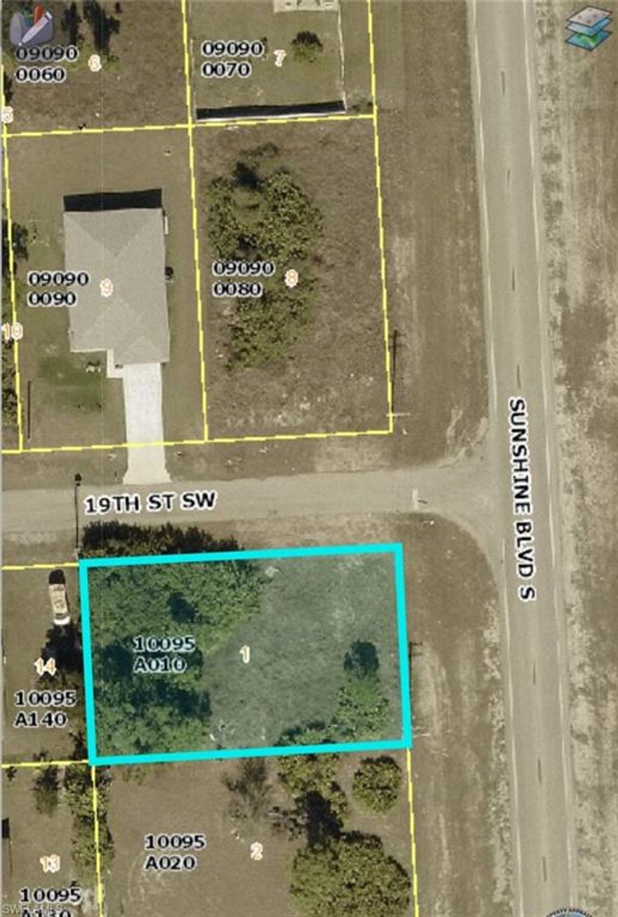 VACANT CORNER LOT on SUNSHINE Blvd ... Great Location Close to I-75 and Restaurants & Shopping. Check it Out Thanks