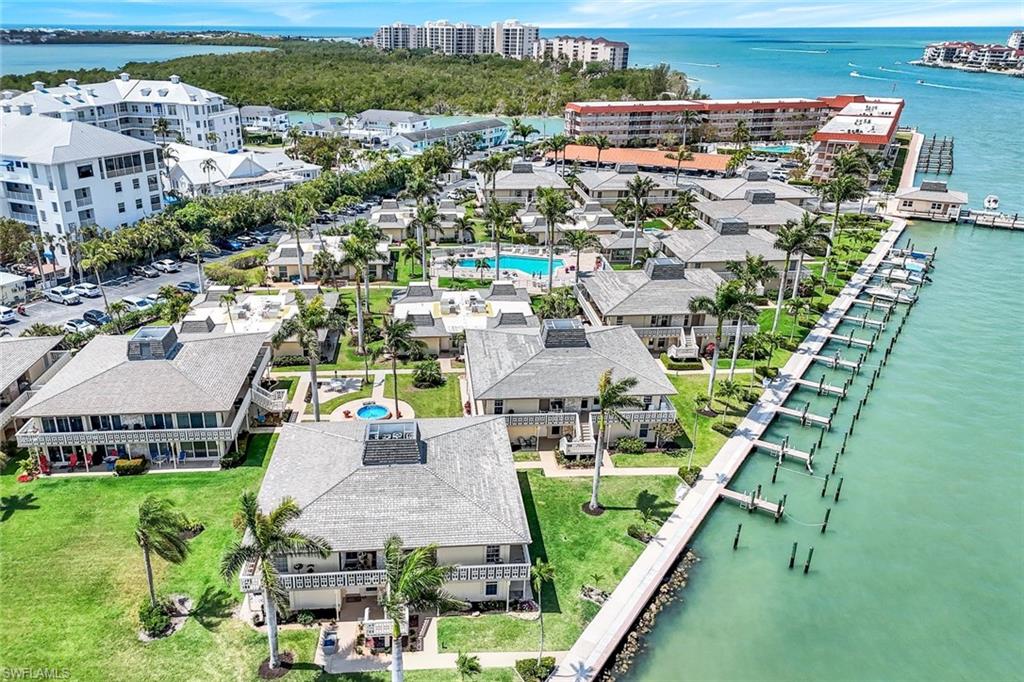 VILLE DE MARCO - Residential