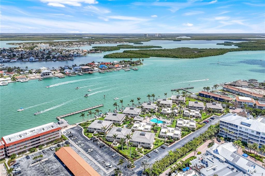 VILLE DE MARCO - Residential