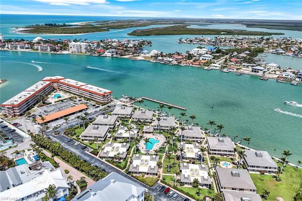 VILLE DE MARCO - Residential