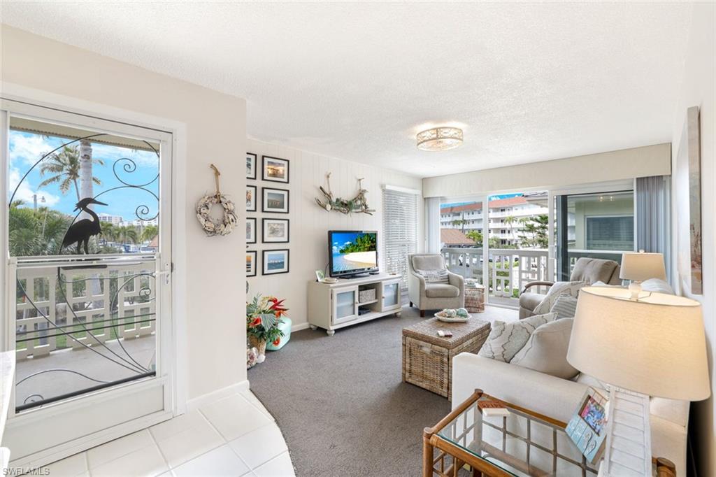 VILLE DE MARCO - Residential