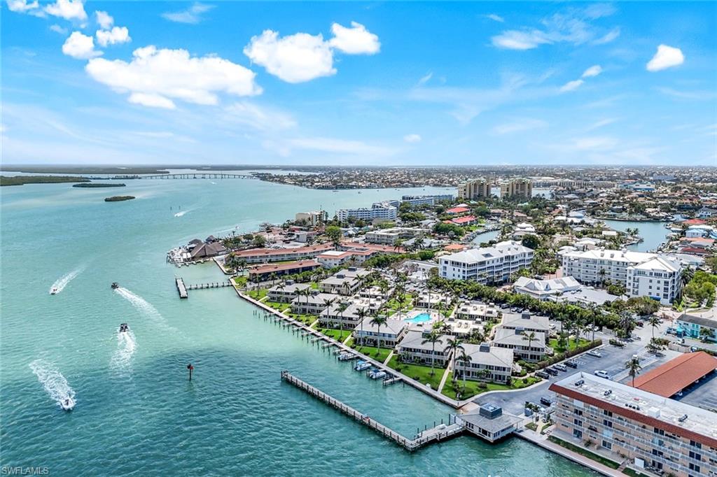 VILLE DE MARCO - Residential