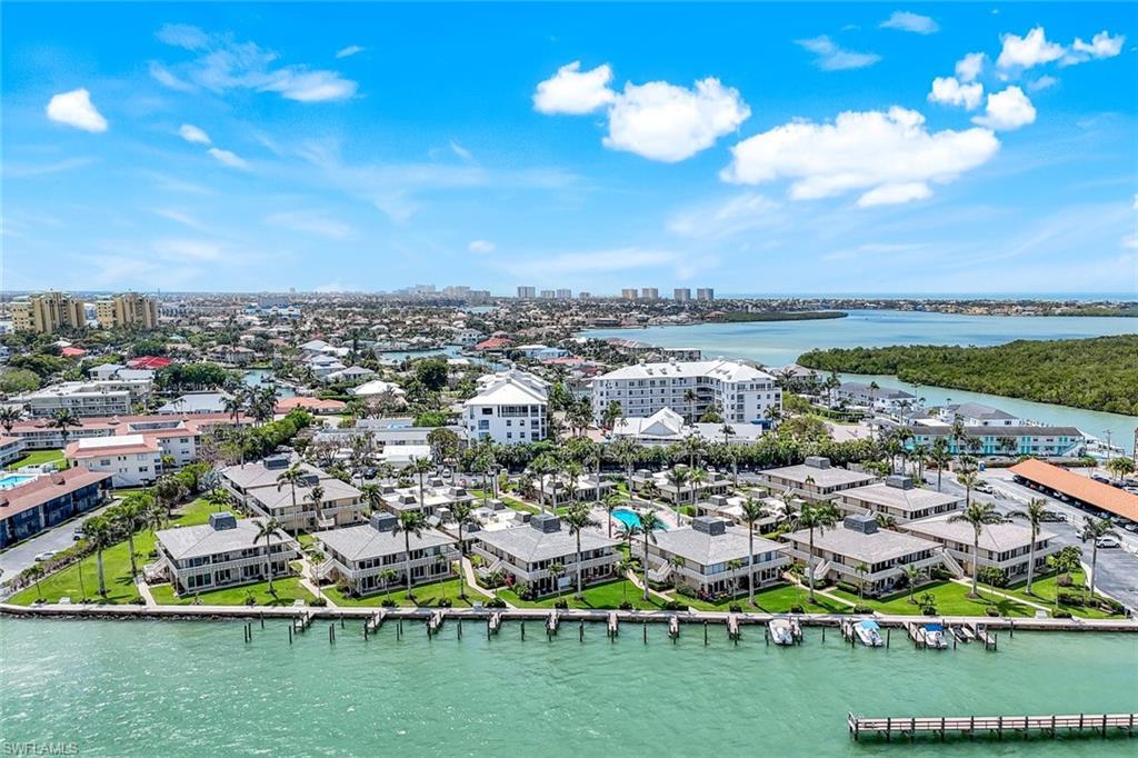 VILLE DE MARCO - Residential