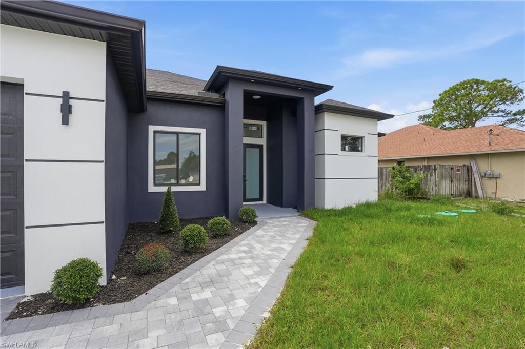 LEHIGH ACRES - Residential