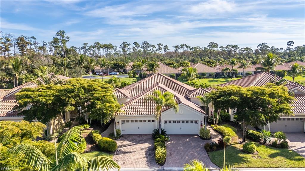 VILLA PALMERAS - Residential