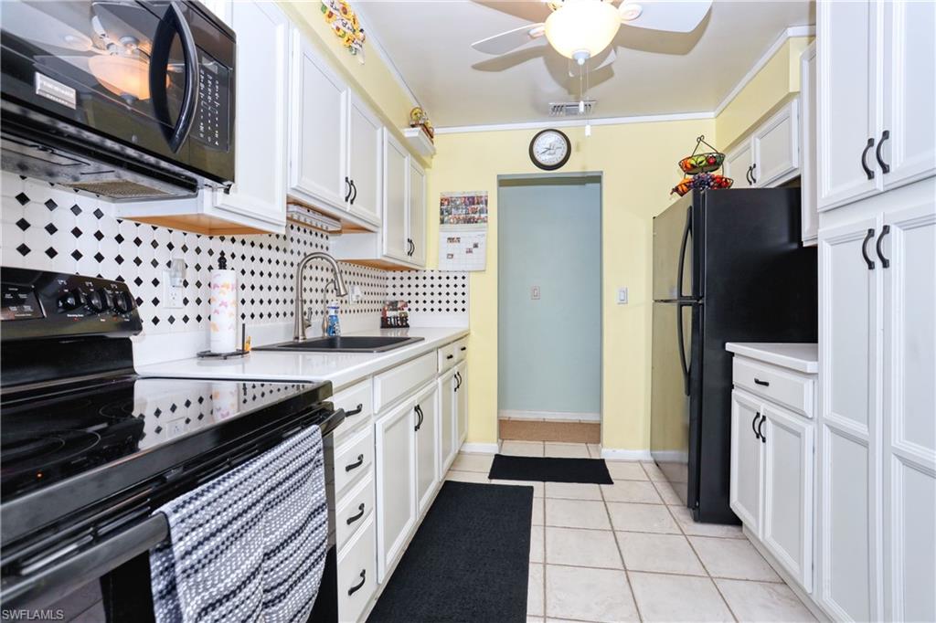 PINEWOOD CONDOMINIUM - Residential