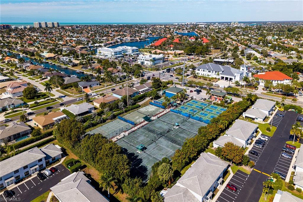 SAN MARCO VILLAS - Residential