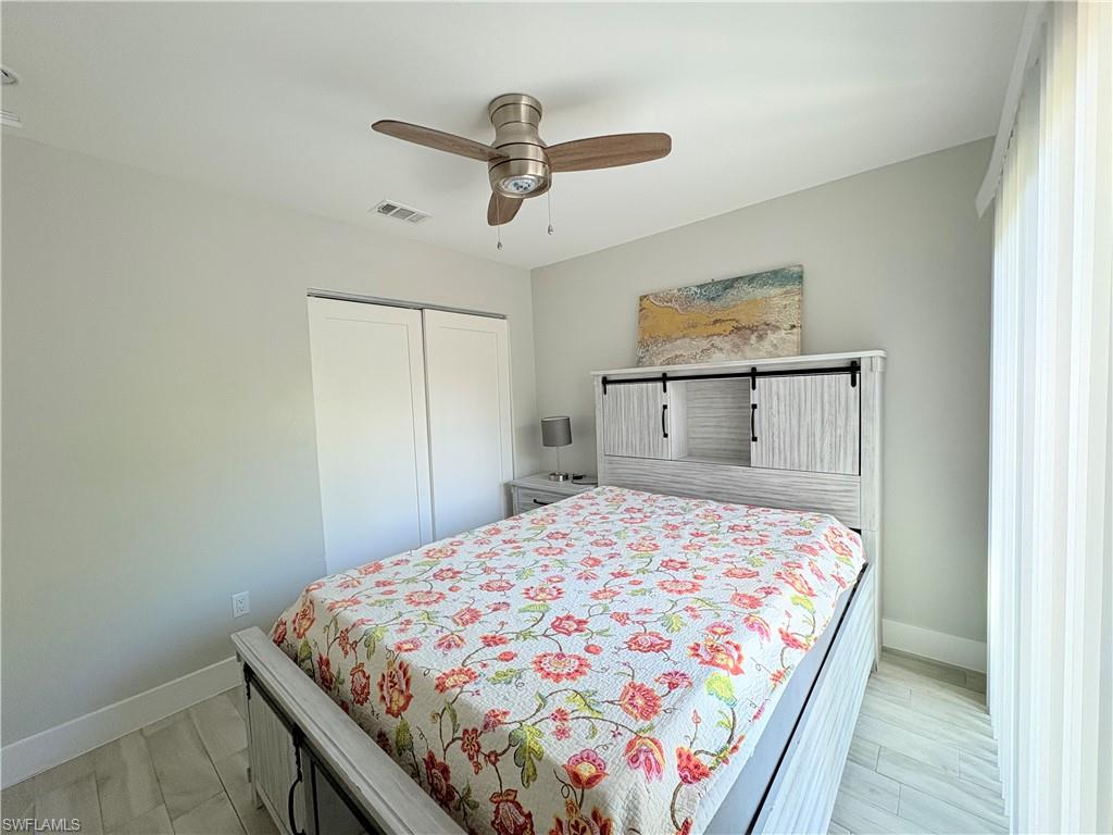 ROYAL WOODS - Residential