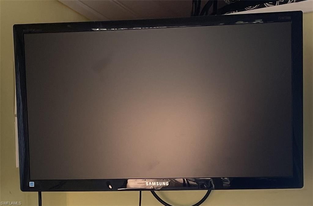 CYPRESS TRAIL RV RESORT - Land