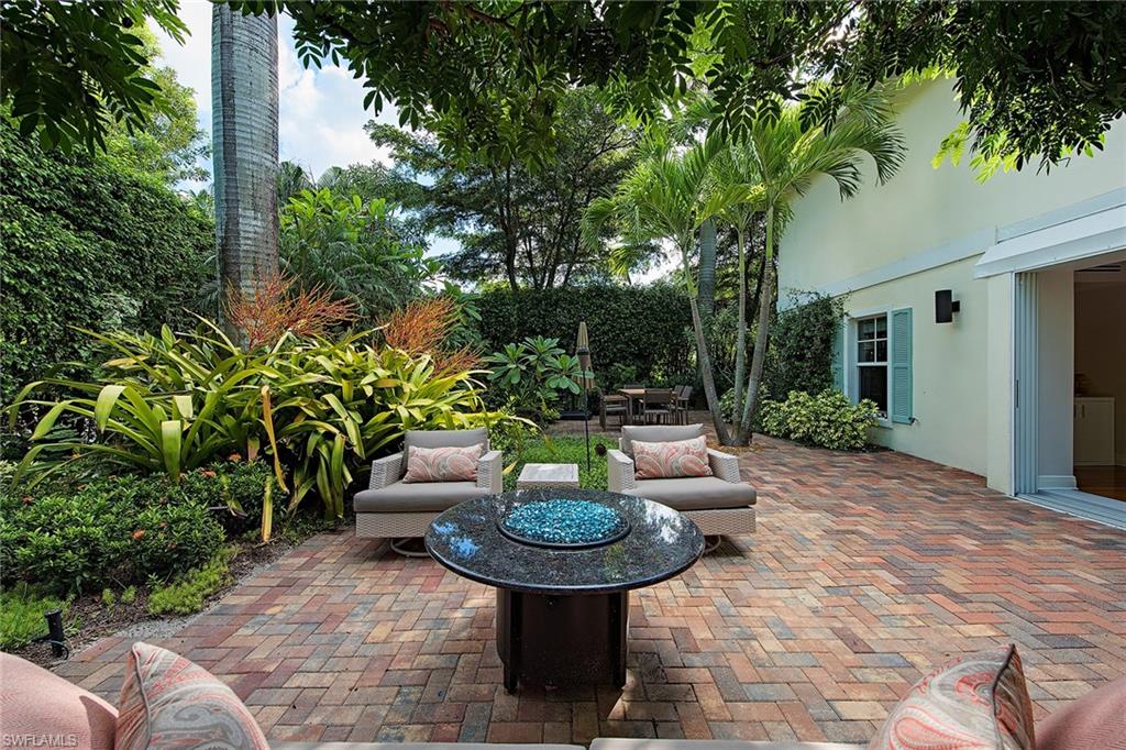 OLDE NAPLES - Residential